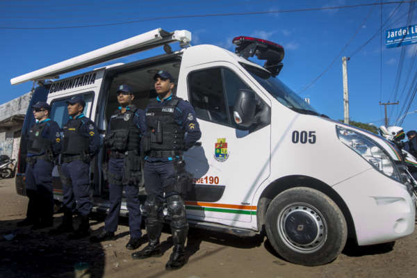 10%C2%AA-Uniseg-em-Fortaleza-intensifica-a%C3%A7%C3%A3o-no-Jangurussu-e-no-Conjunto-Palmeiras-01-600x400