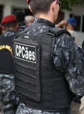 Suspeitos de envolvimentos em ações criminosas são capturados pela Polícia Militar em Fortaleza