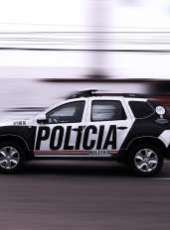 PMCE prende mulheres e recupera celulares em ação na Barra do Ceará