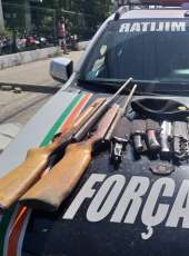 Suspeito é preso pela PMCE com armas no bairro Rodolfo Teófilo