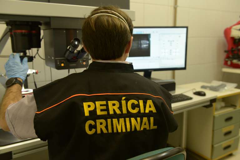 Perito Criminal os conhecimentos da física aplicados à Perícia Forense Secretaria da Perito Criminal os conhecimentos da física aplicados à Perícia Forense Secretaria da