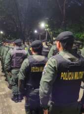 Mulher suspeita de envenenar dois cães é presa em flagrante pela PMCE em Acopiara