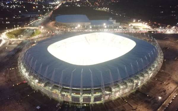 Arena Castelão recebe pela 1ª vez jogo exclusivo com público feminino - Governo do Estado do Ceará