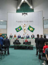 Pefoce é homenageada em sessão solene na Assembleia Legislativa pelo Dia do Perito Criminal