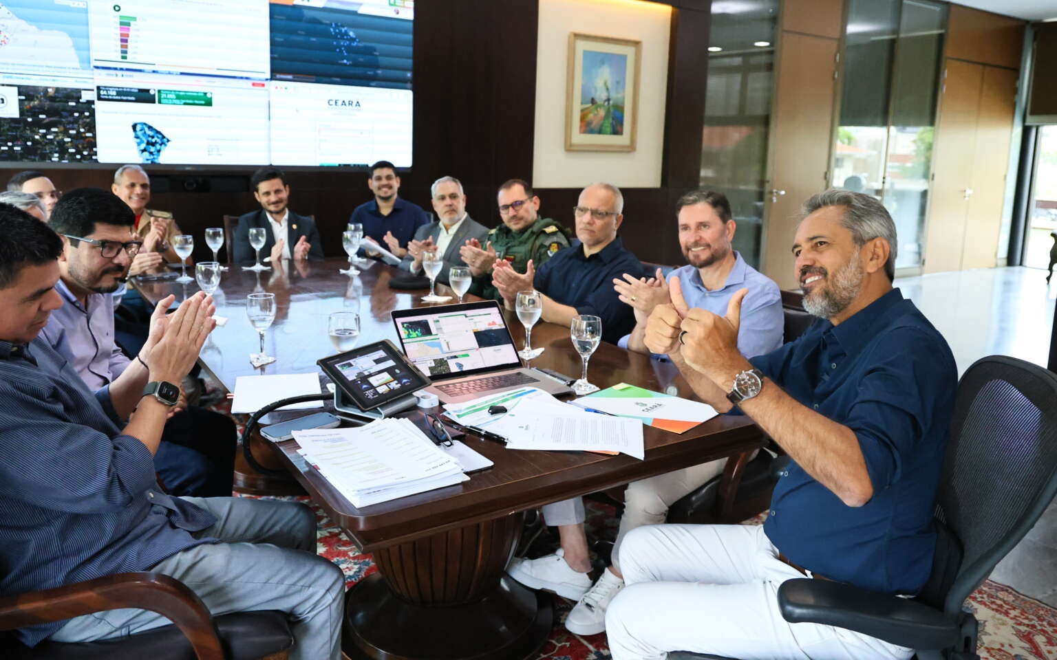 Governador Elmano encaminha Projeto de Lei à Alece que iguala valor do auxílio-alimentação dos militares aos demais servidores