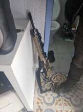 PCCE e PCSP: ação conjunta resulta na apreensão de fuzil, artefato explosivo, pistola e na intervenção policial de alvo de um grupo criminoso