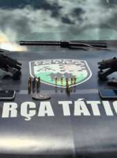 Policiais militares prendem dupla com pistolas e munições em Sobral