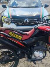 Polícia Militar e Guarda Municipal de Irauçuba recuperam moto roubada e capturaram suspeitos