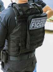 Com apoio da PMCE, Ficco/CE deflagra Operação Contenção e captura dez alvos estratégicos